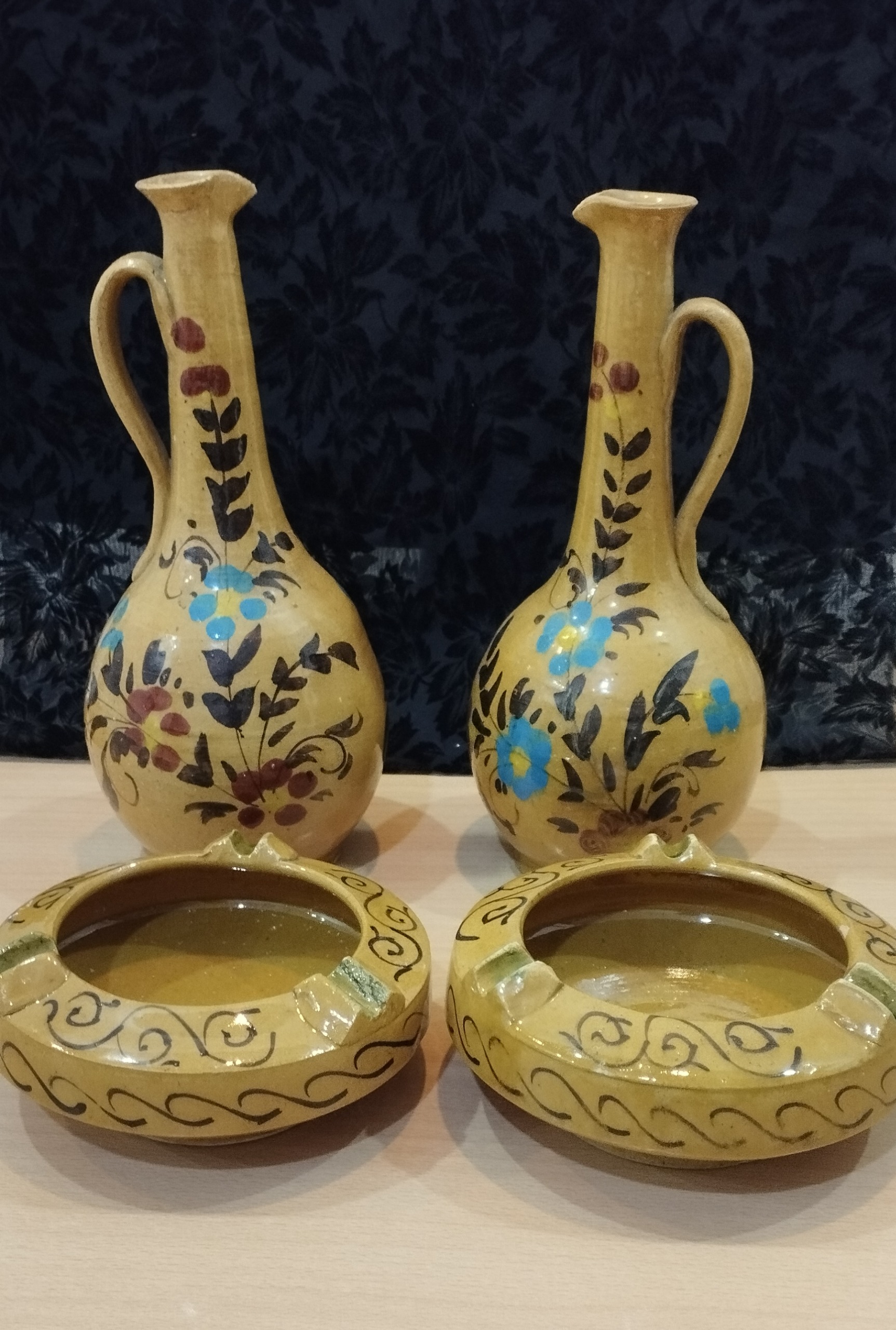 تنگ و زیر سیگاری سفالی دست ساز انتیک عصر پهلوی