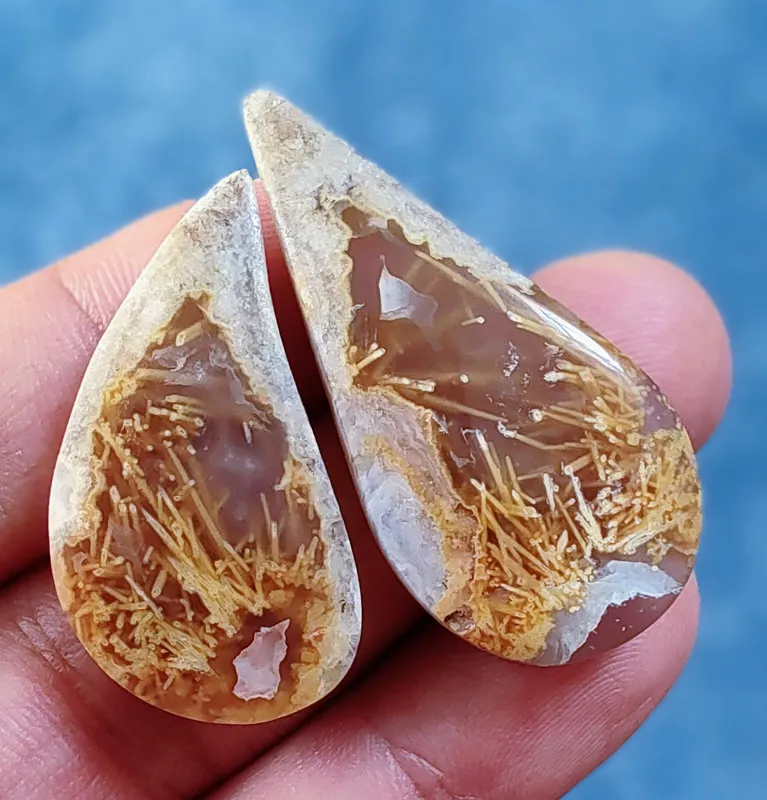 یک جفت نگین عقیق روتایل طلایی