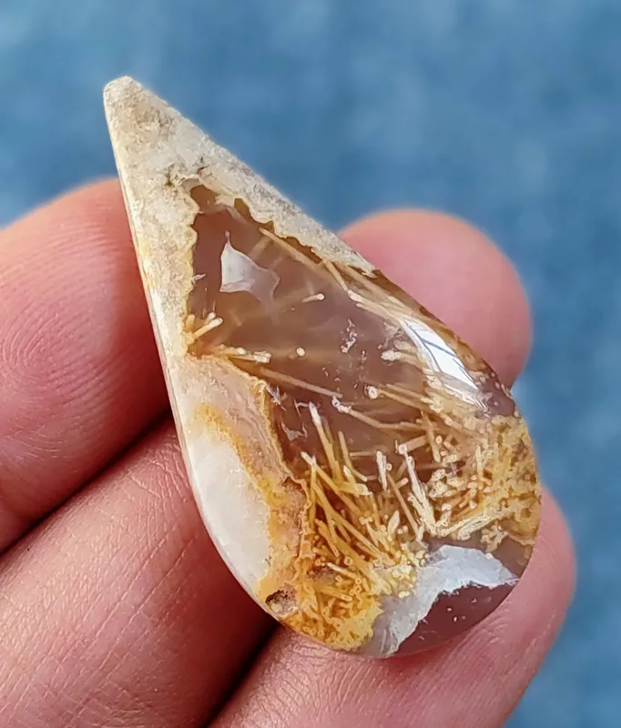 نگین عقیق روتایل طلایی