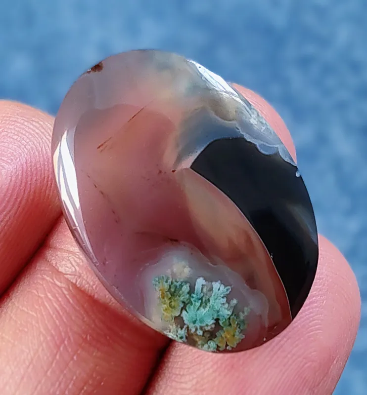 نگین عقیق شجر بهاری