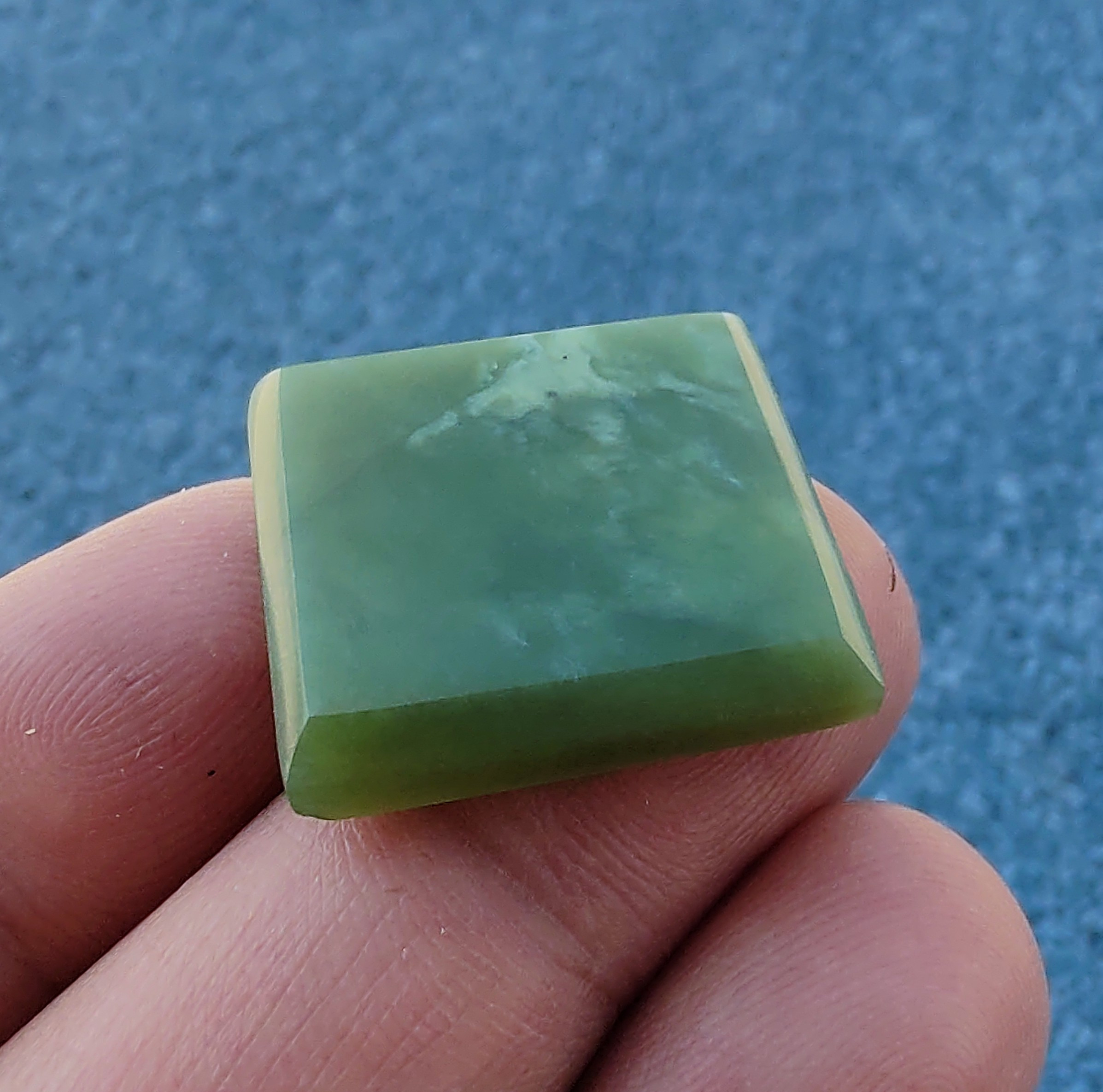 نگین یشم درجه یک