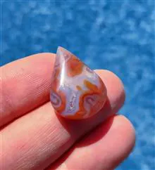 نگین