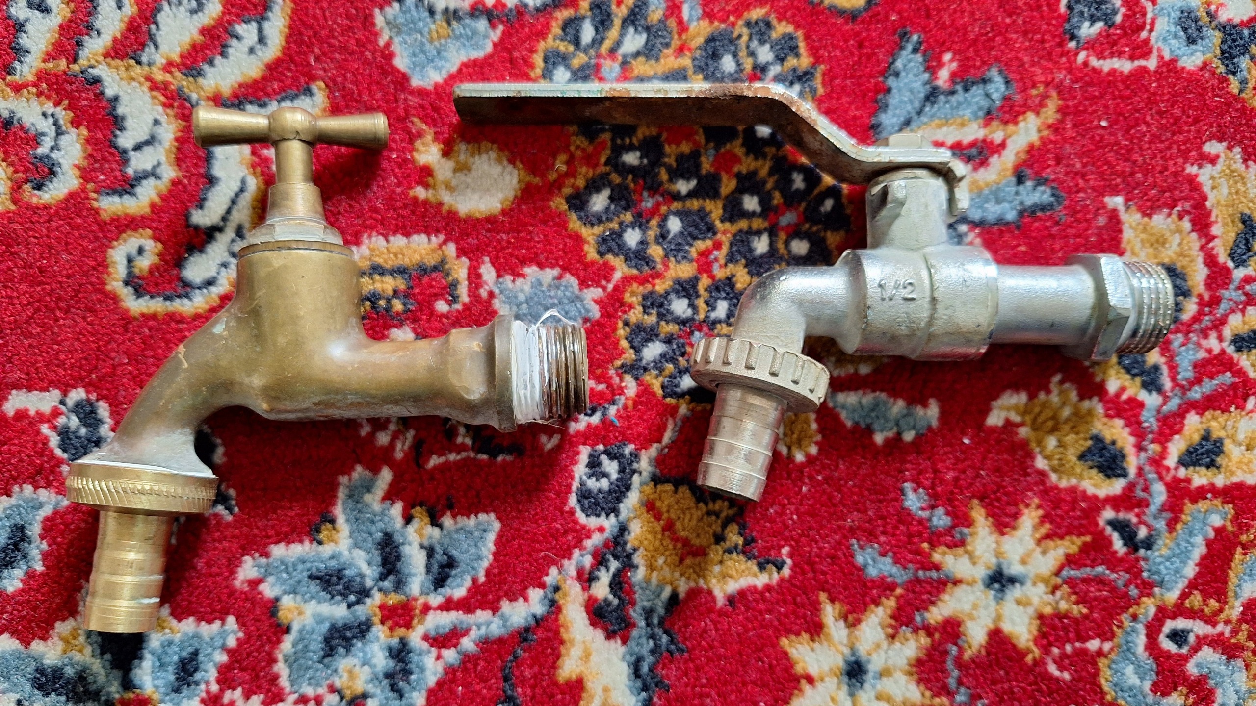 شیر آب شلنگی