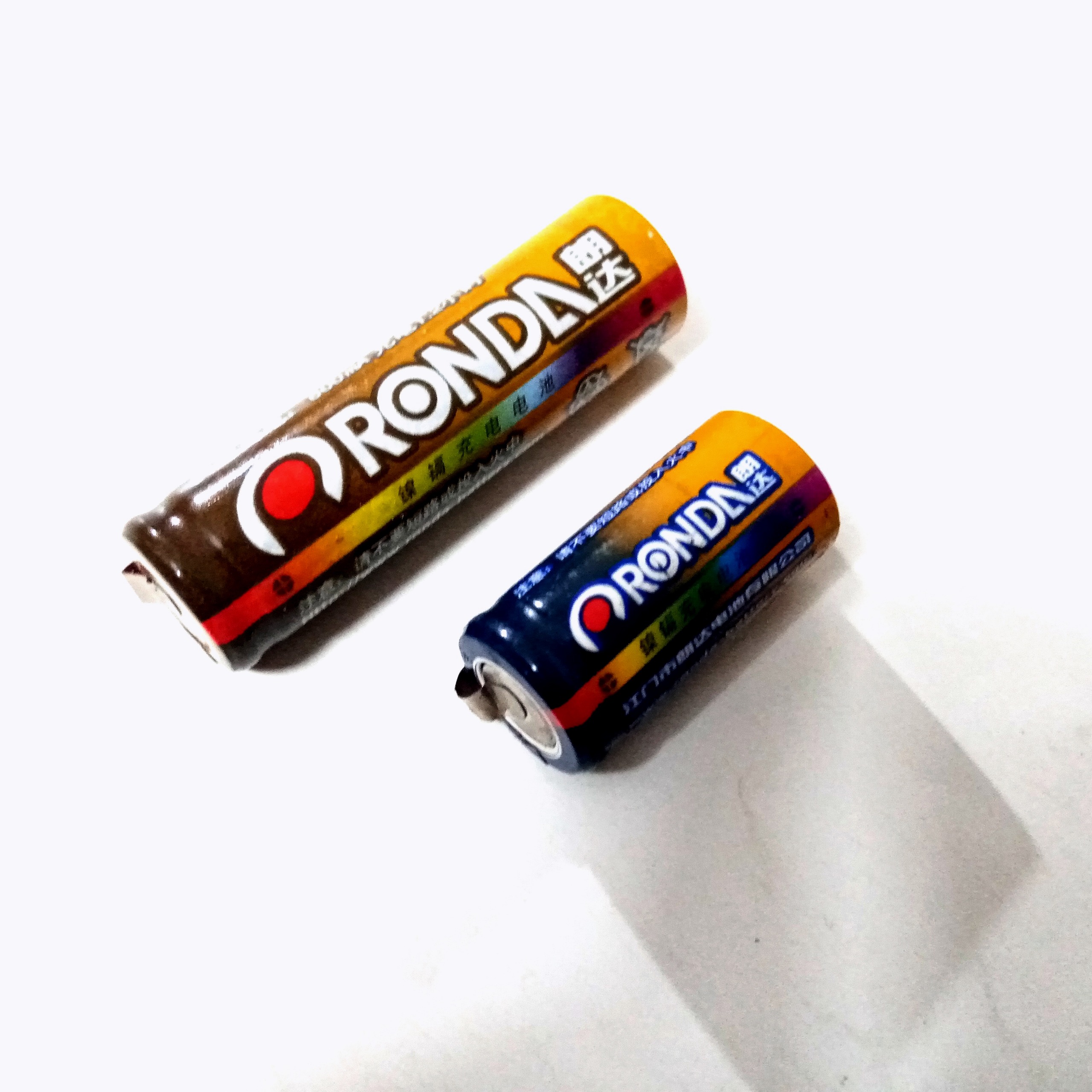 2عدد باتری شارژی ریش تراش باهم (توضیحات)