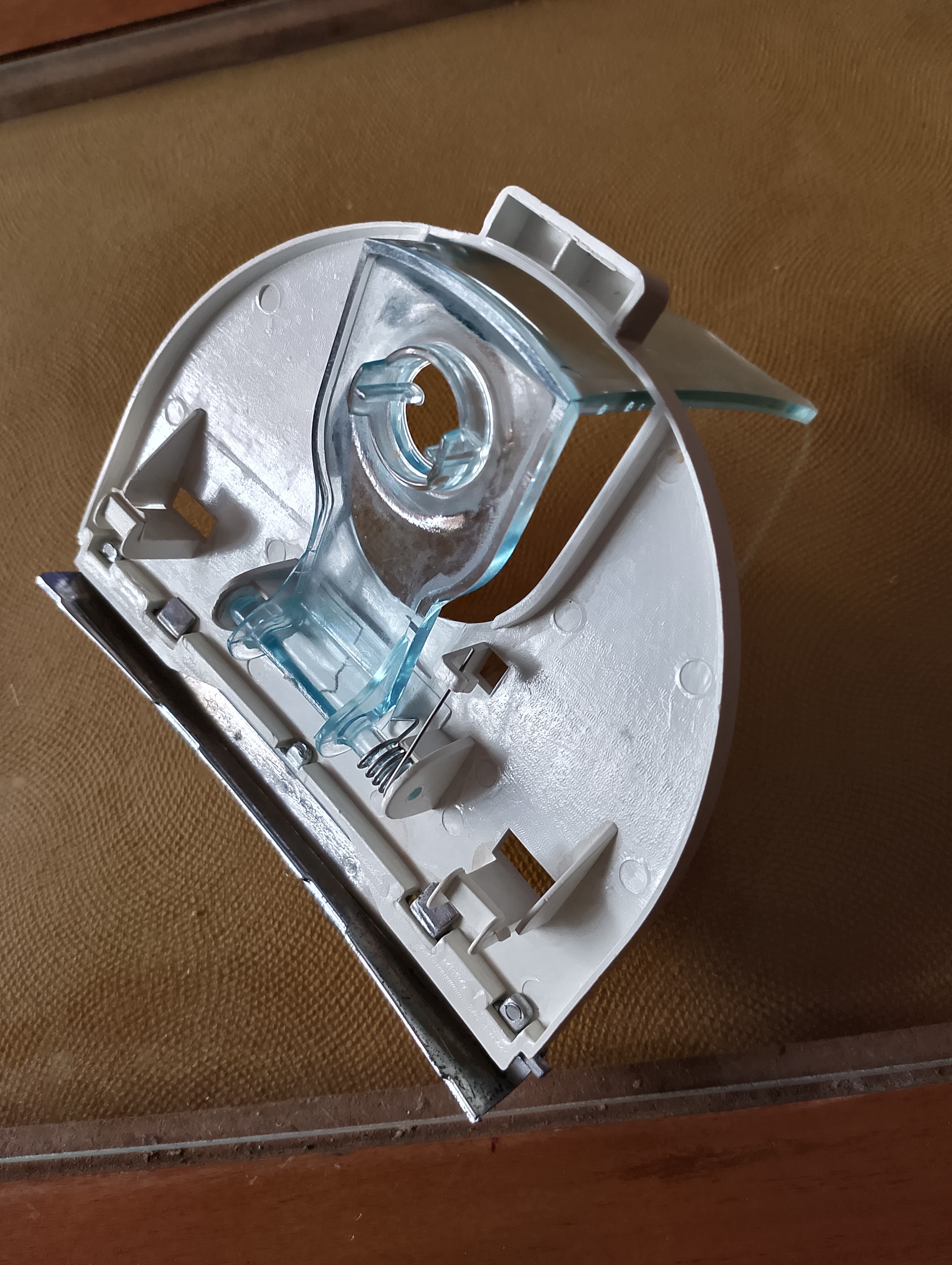 پدال آب سرد کن یخچال