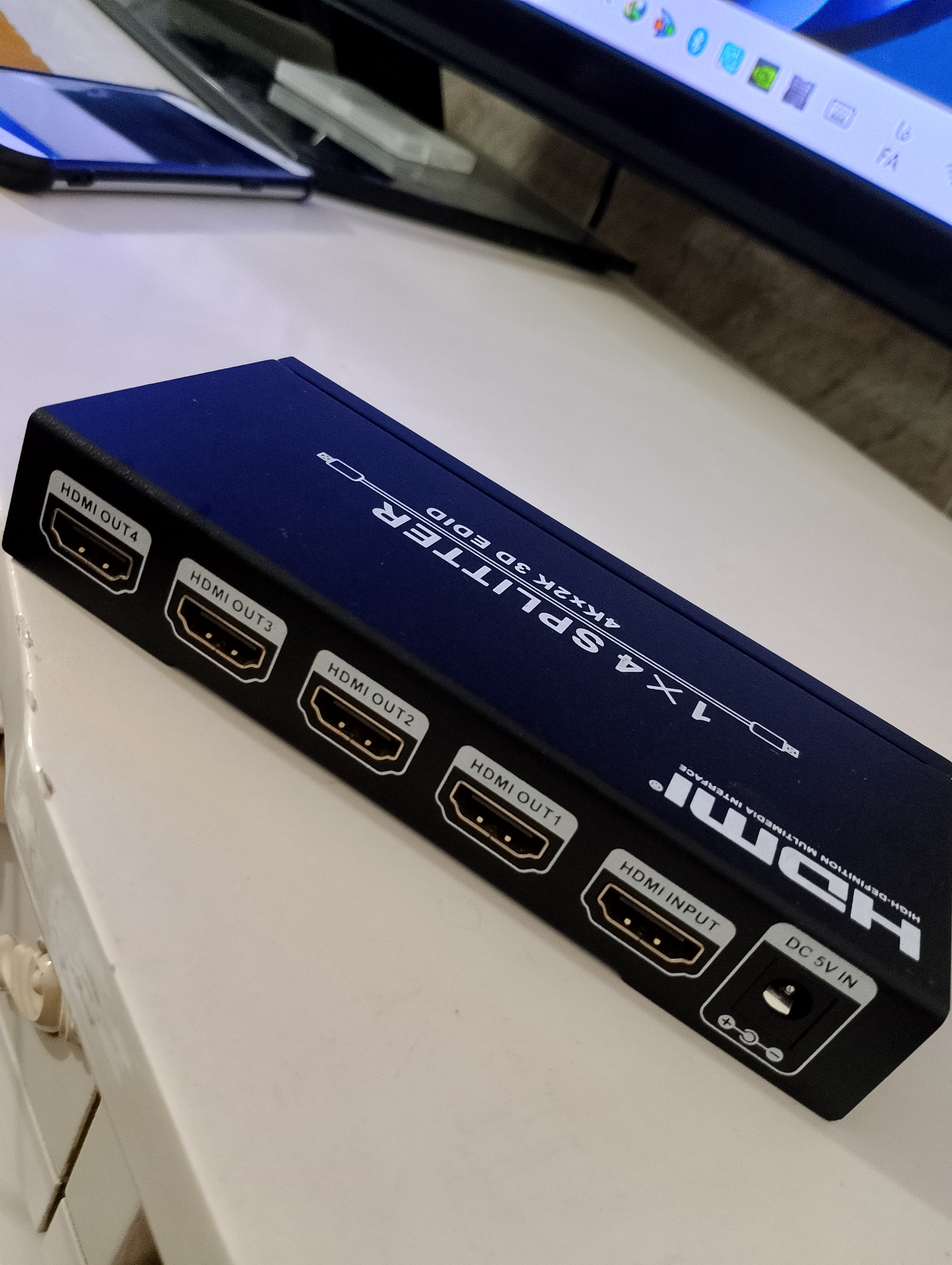 اسپیلتر 1 به 4پورت 4K-2K قیمت چک کنید
