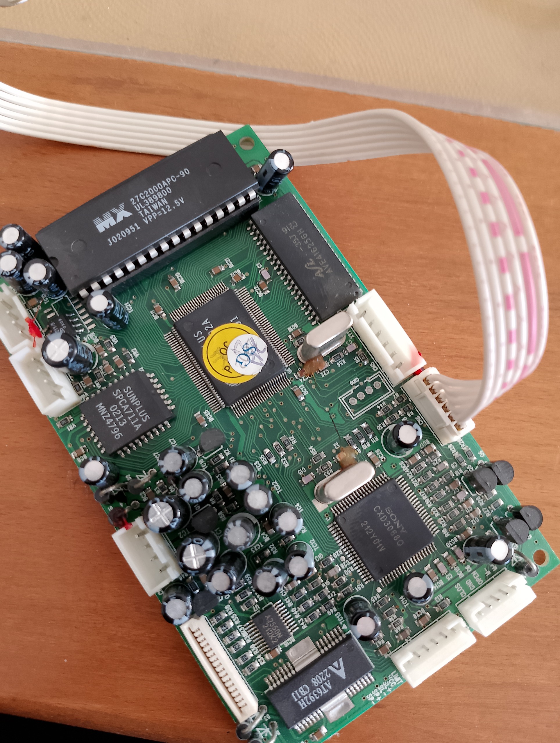 برد تصویر و بازی VCD قدیمی سالم