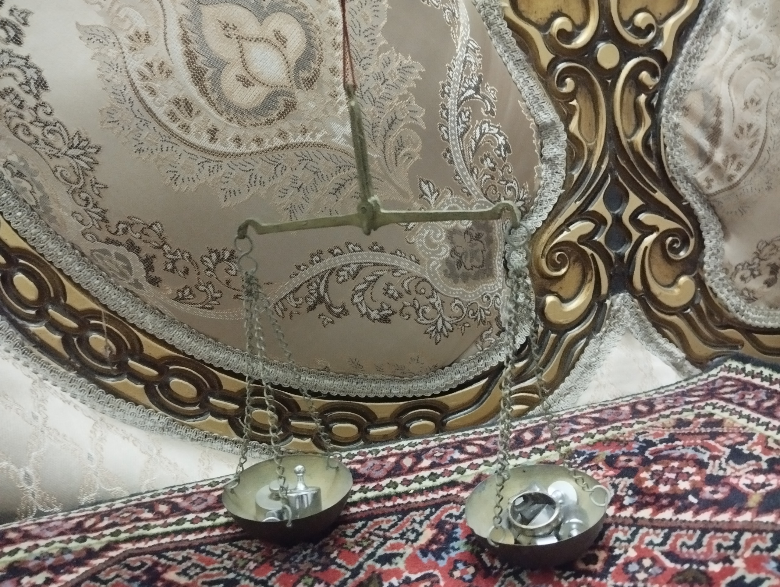 ترازو قاجاری زرگری