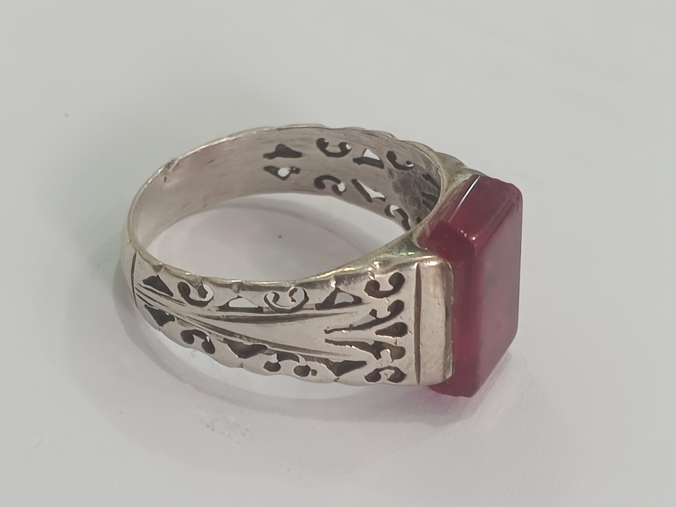 انگشتر نقره 925 خیلی زیبا