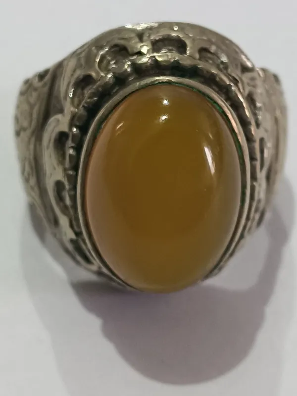 انگشتر خیلی زیبا و نایاب