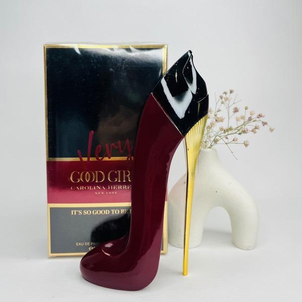 ادکلن اورجینال گودگرل قرمز حجم100میل(ارسال رایگان)