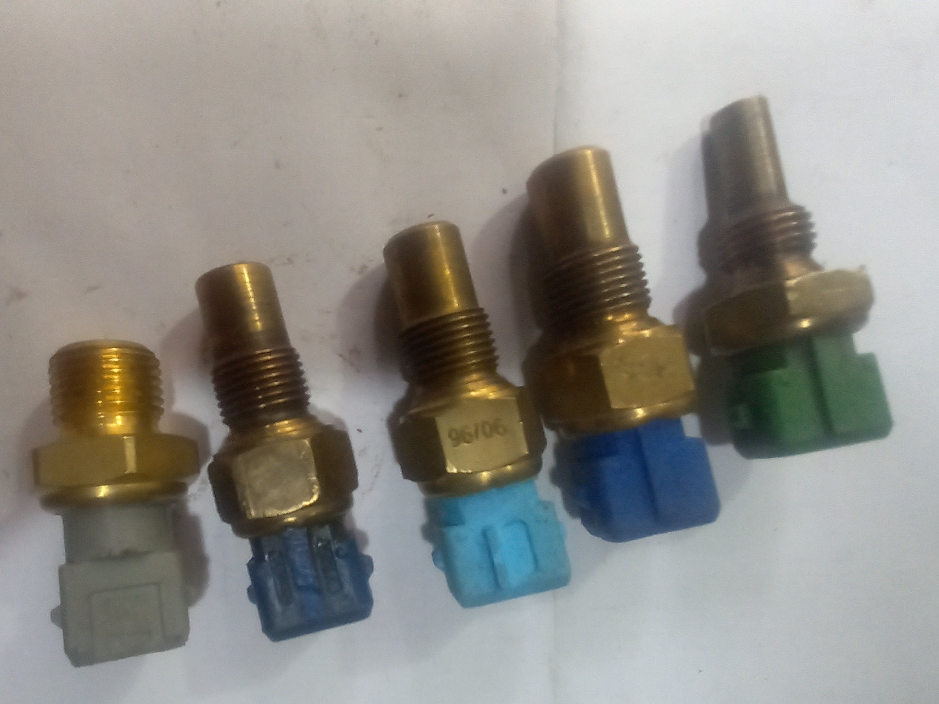 سنسور آب پژو 405 و پراید