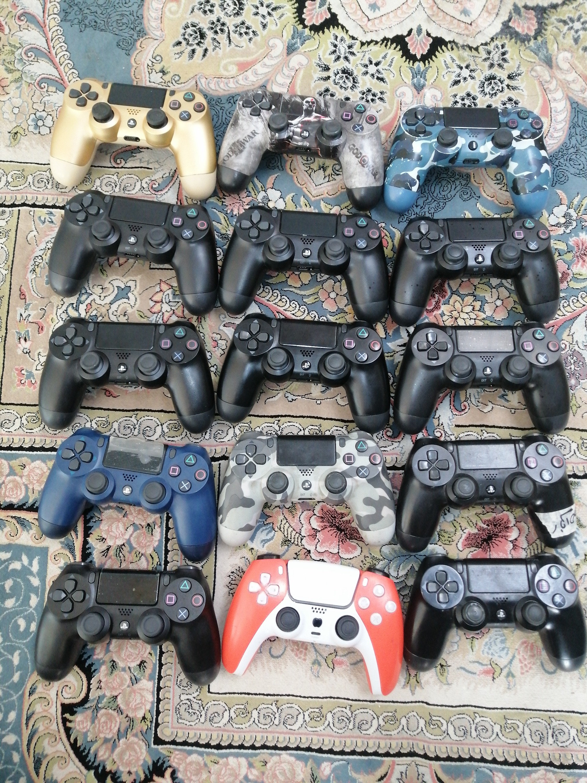 15 عدد دسته ps4 به صورت یکجا