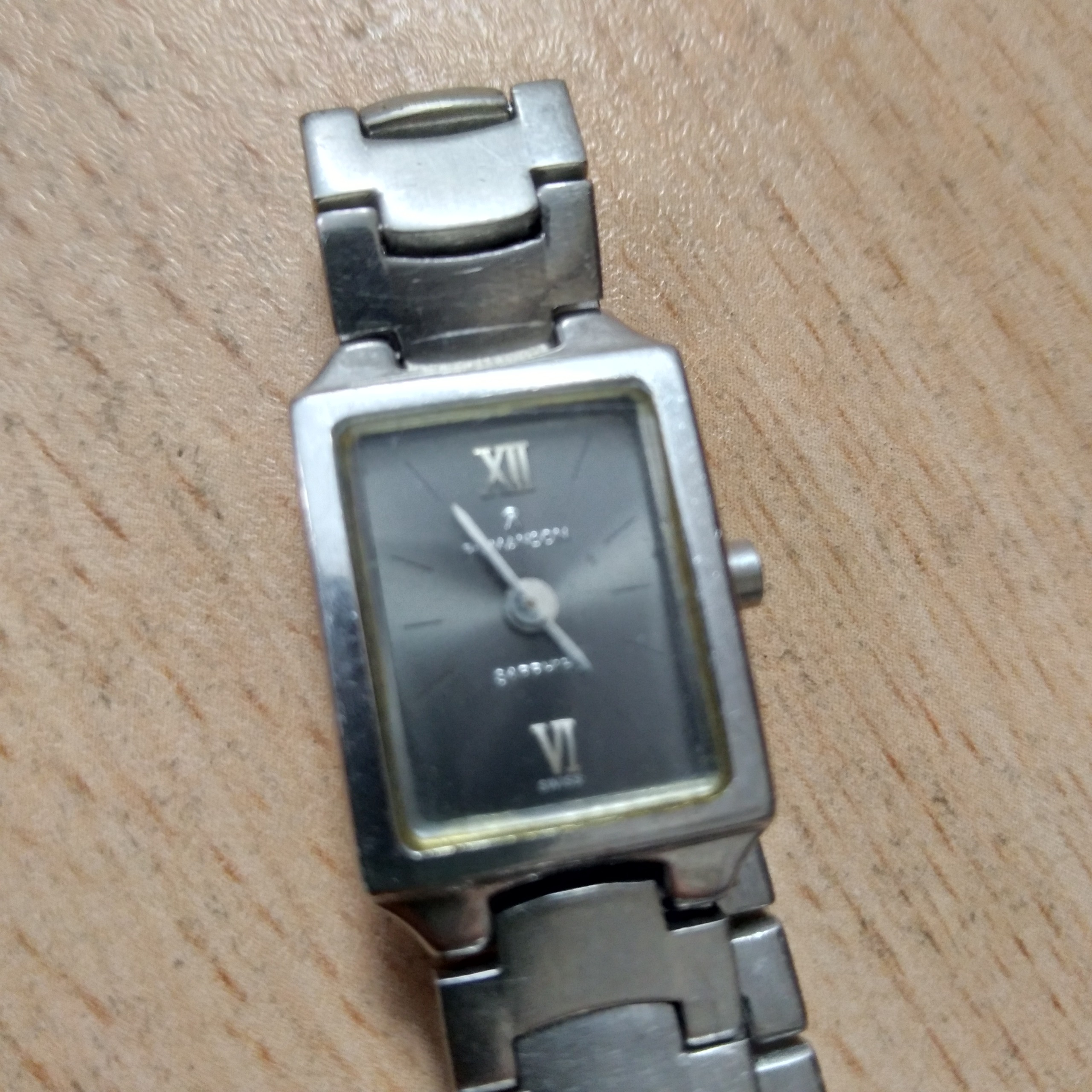 ساعت مچی رومانسون