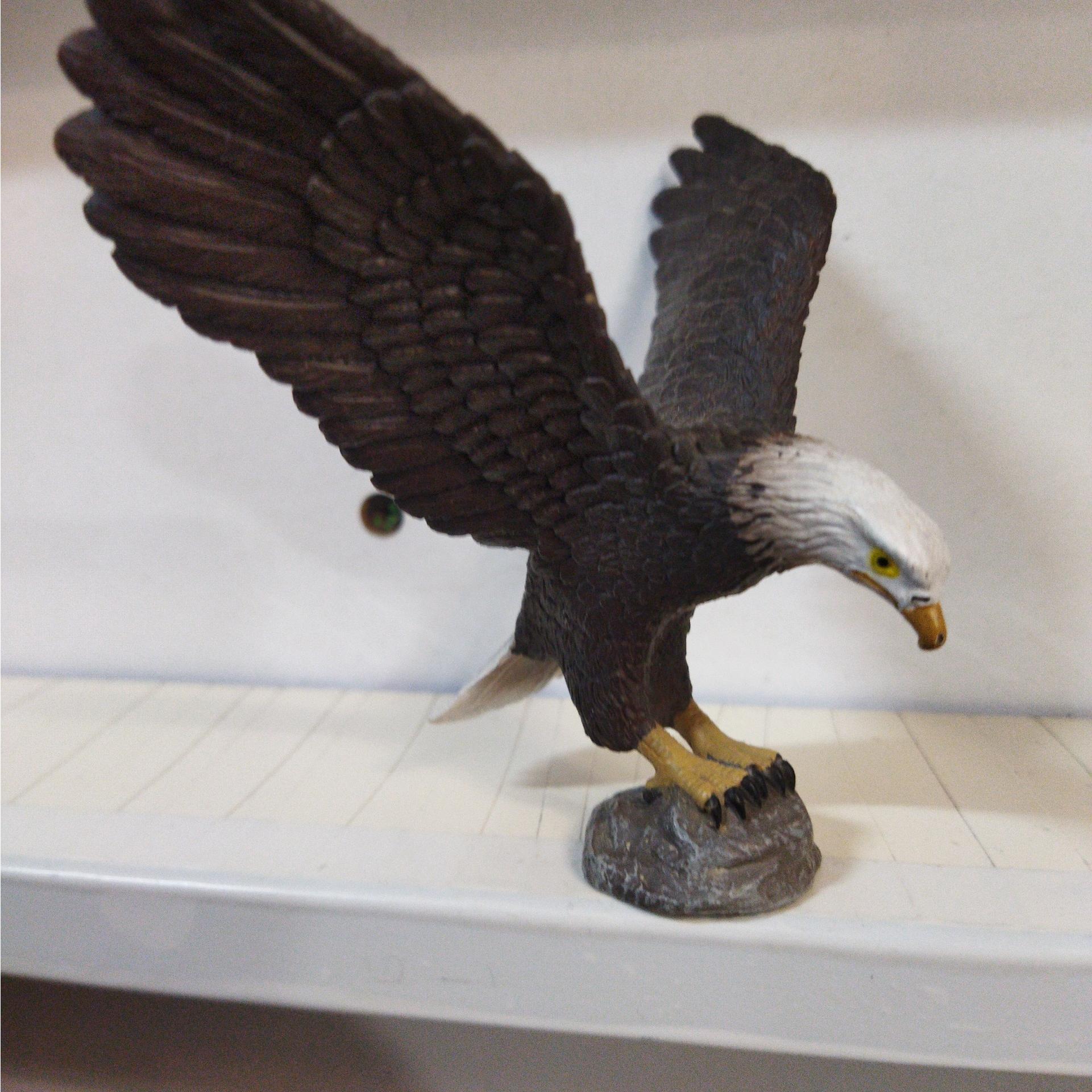 فیگور عقاب تاس کالکتا