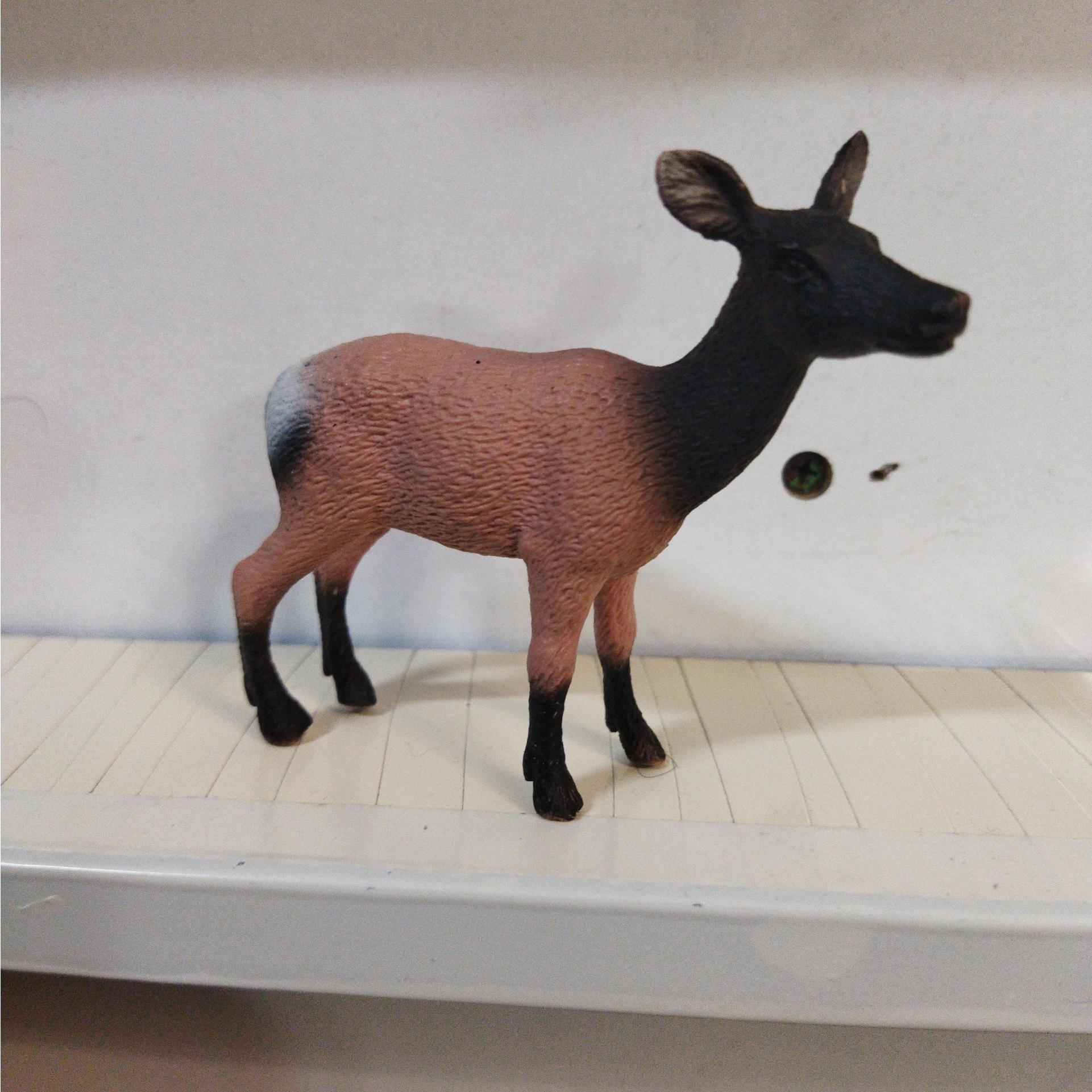 فیگور آهوی سیاه