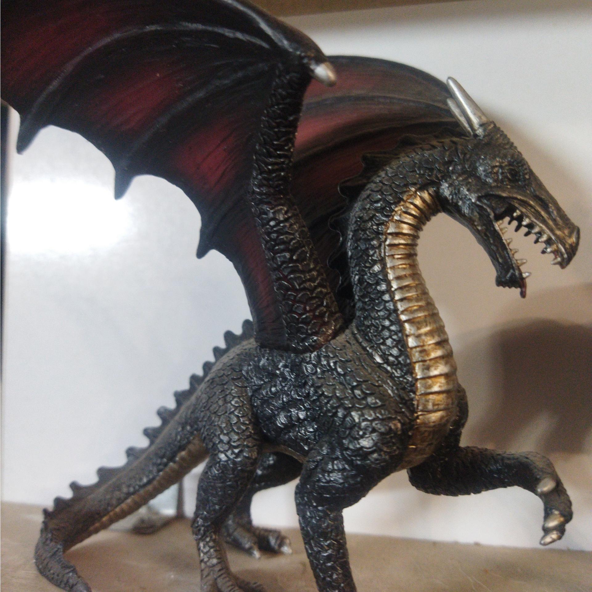 فیگور اژدهای سیاه موژو