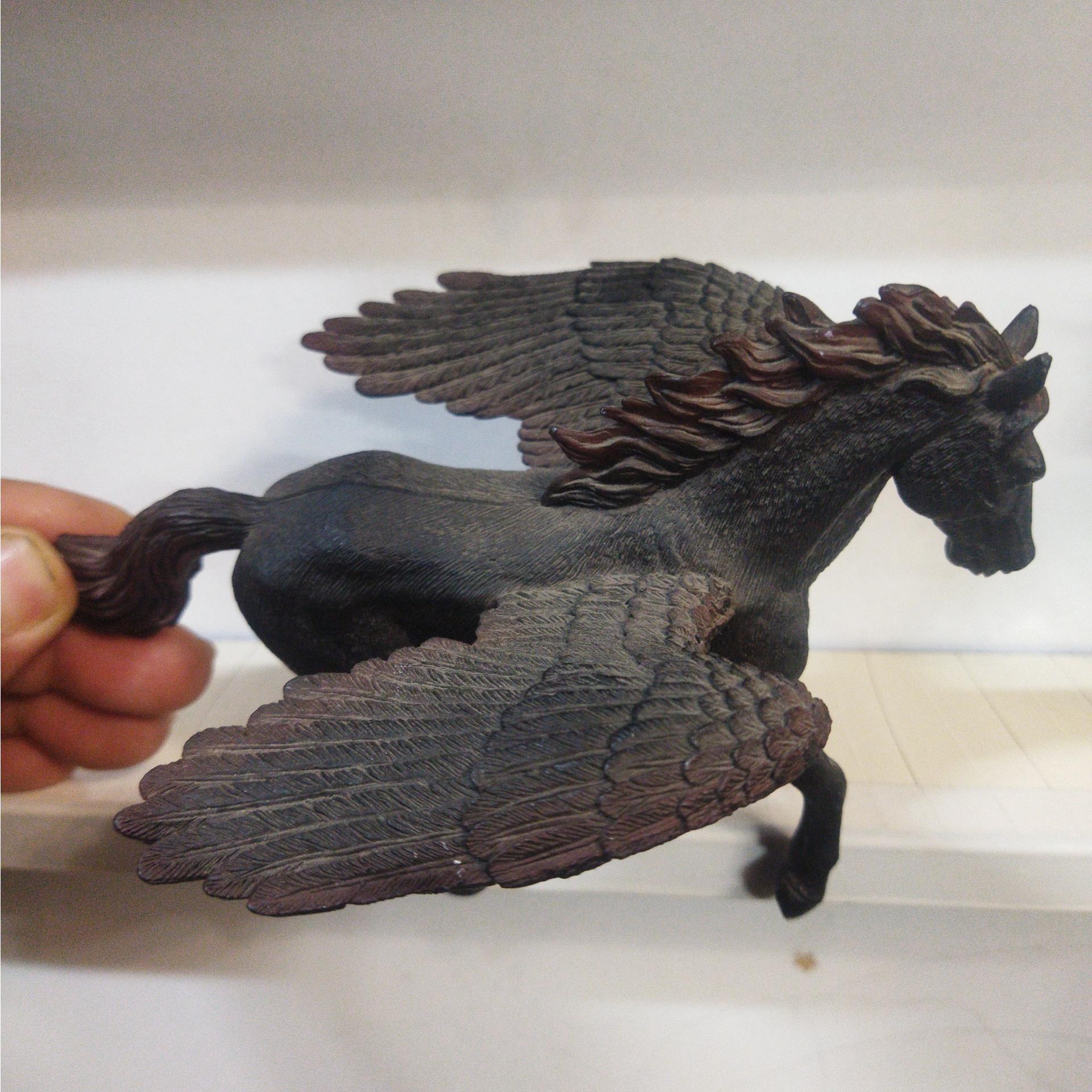 فیگور پگاسوس سیاه اتشی