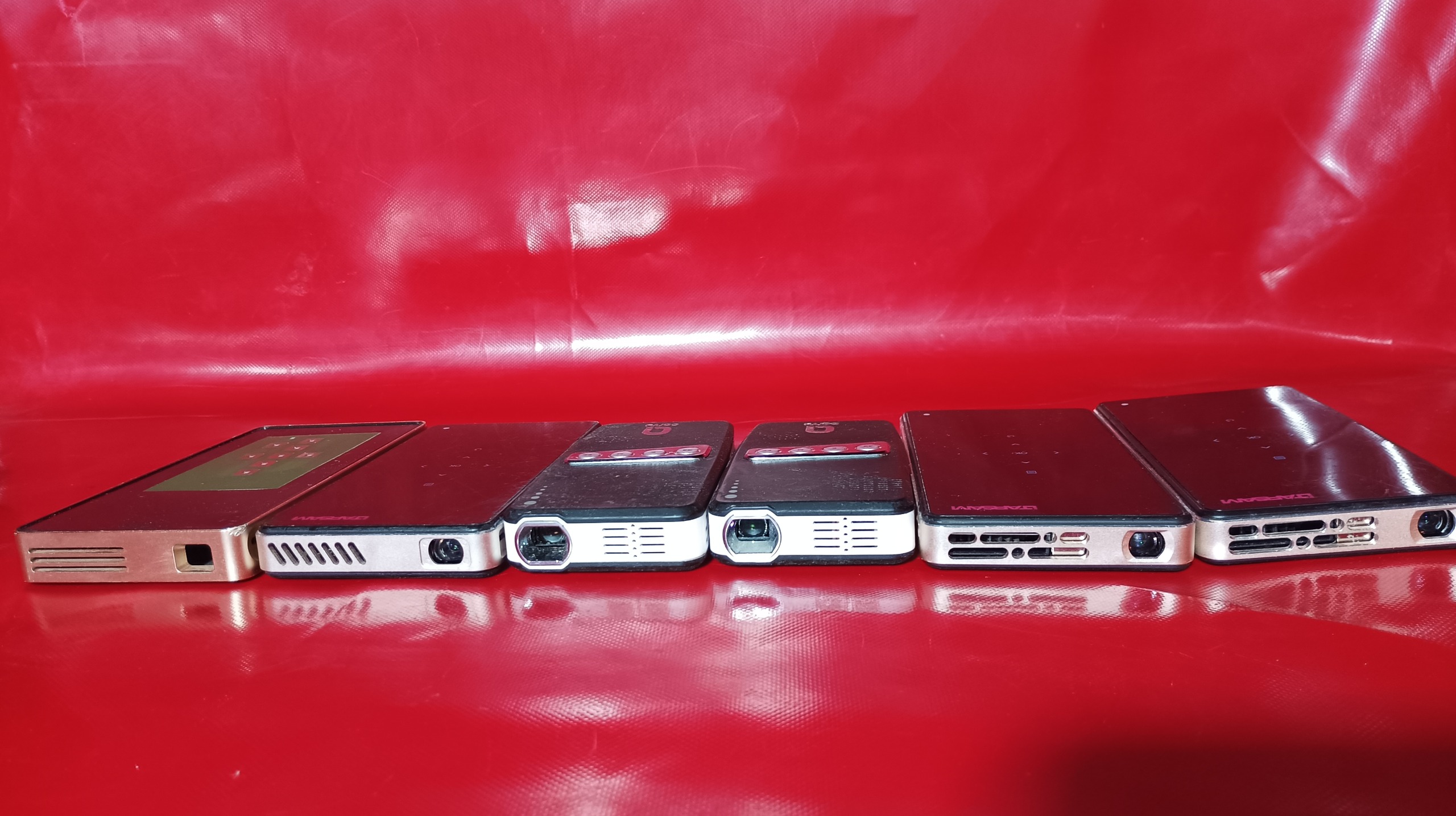 ویدئو پروژکتور جیبی/شارژی/اندرویدی/USB/HDMI