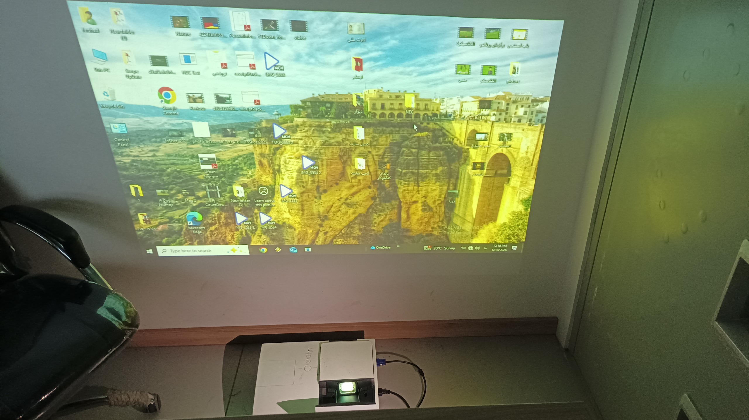 ویدئو پروژکتور HITACHI استوک ژاپن سالم(ارزان)
