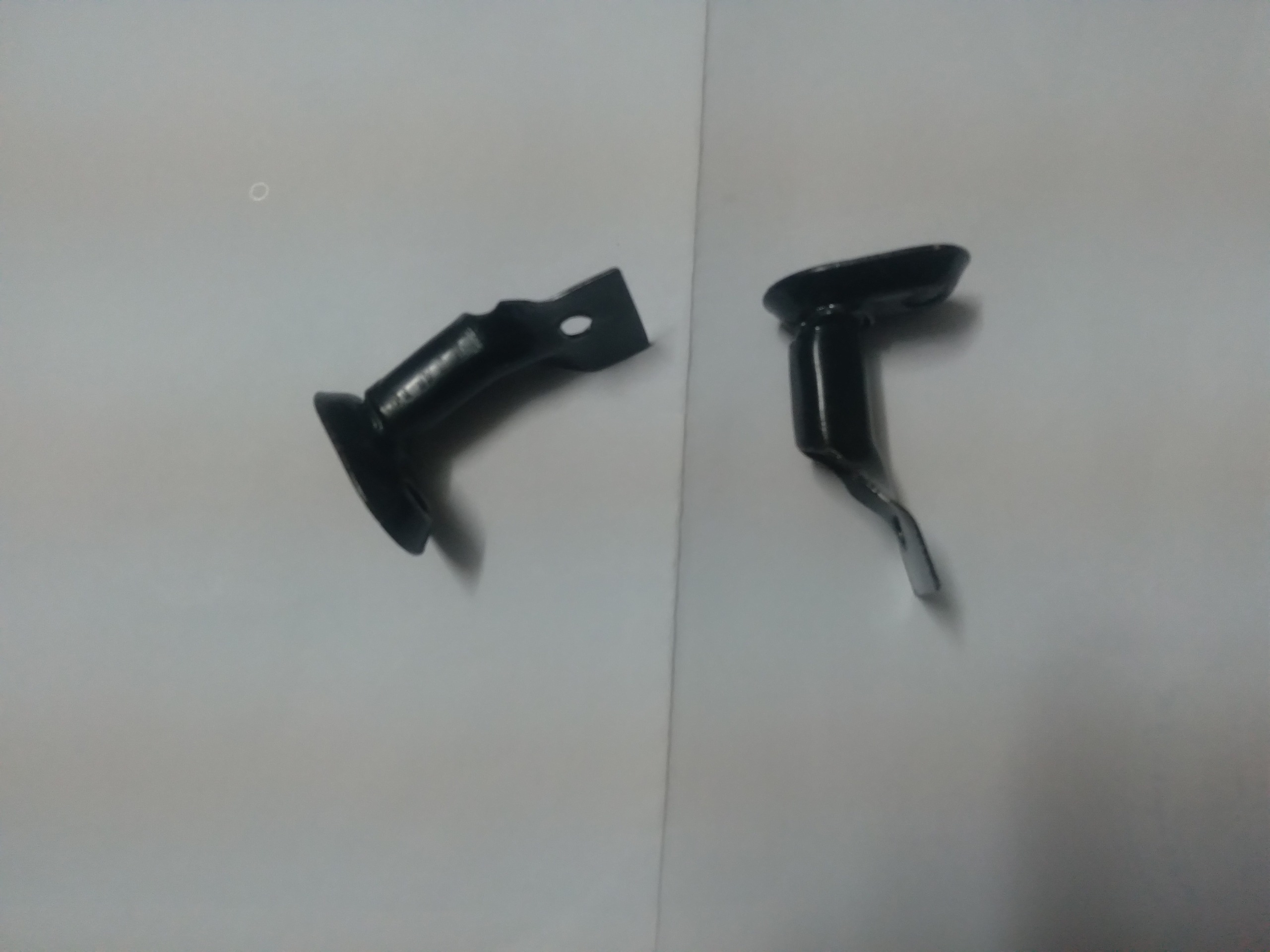 پایه راهنما یا پایه چراغ خطر جلو هندا