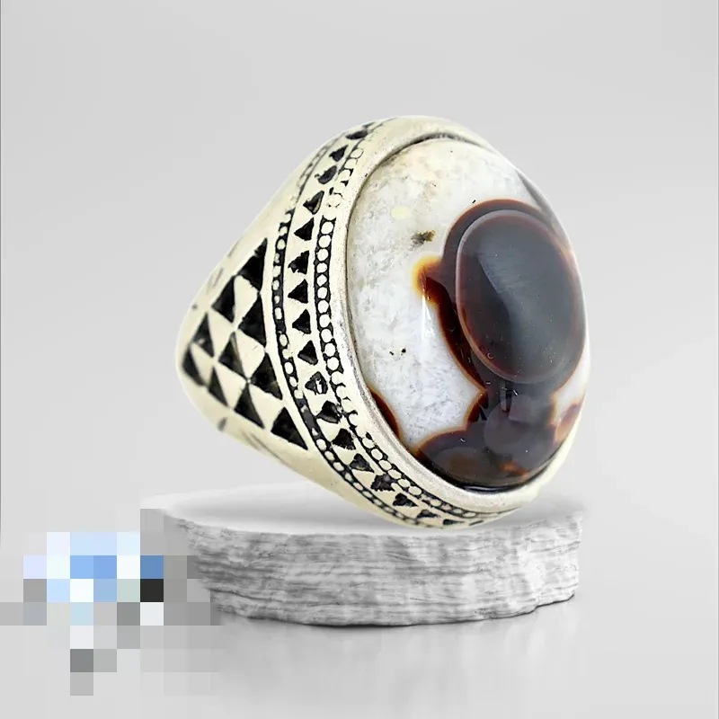 انگشترمردانه عقیق باباقوری چشم گاوی درشت