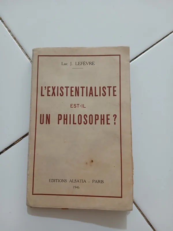 کتاب فلسفه به فرانسه