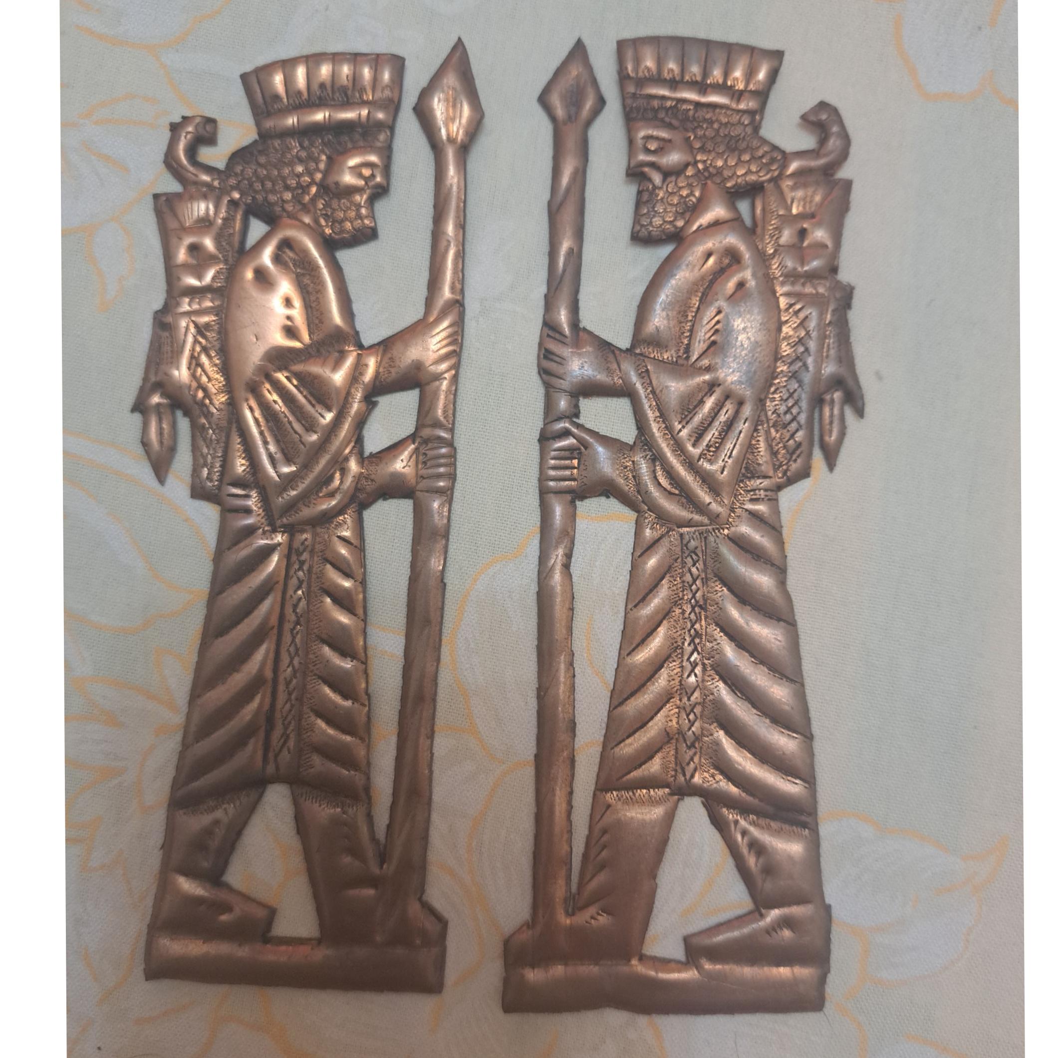 جفت سرباز هخامنشی دیوارکوب