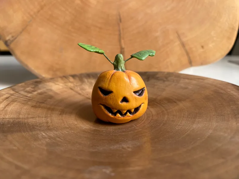 مجسمه کدو تنبل هالووینی مینیاتوری دستساز