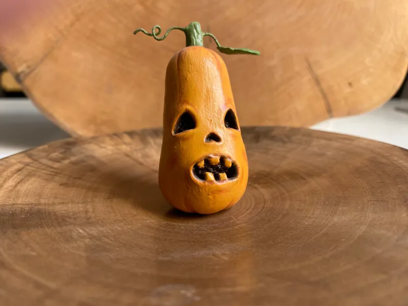 مجسمه کدو تنبل هالووینی دستساز کوچک