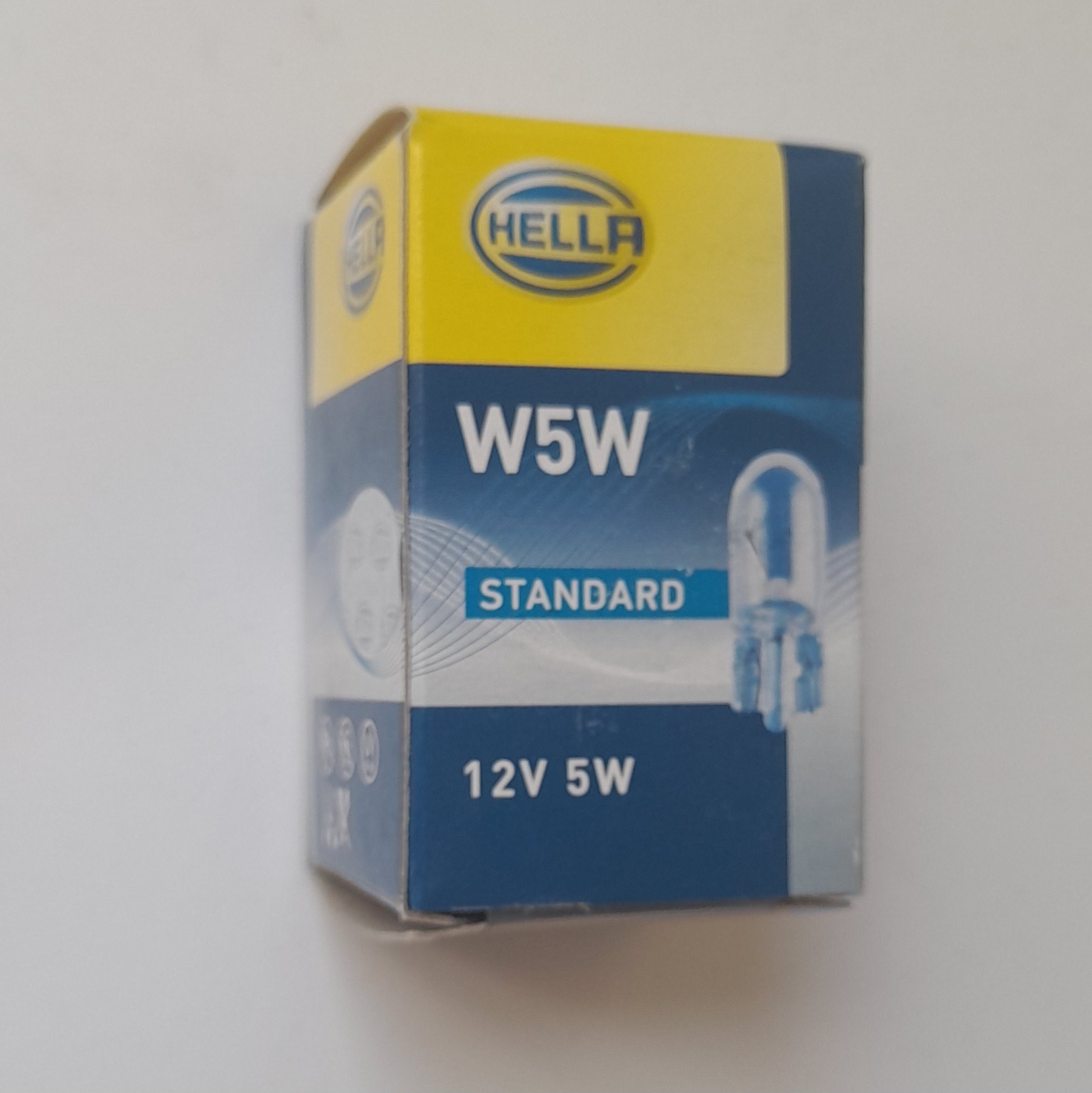 لامپ هلا 12V/5W  W5W Hella یک عدد