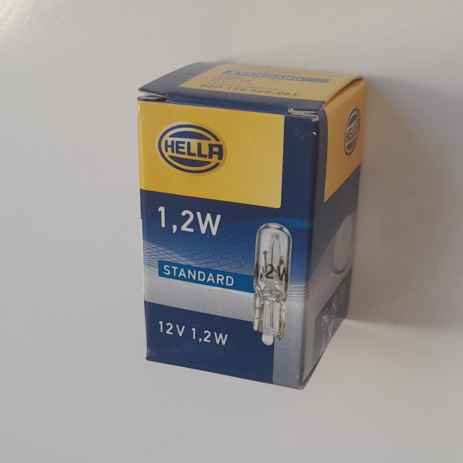 یک عدد لامپ هلا Hella 1,2W 12V T5 سوزنی