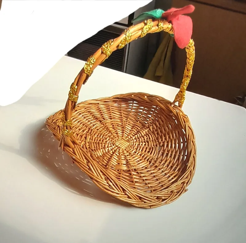 سبد حصیری جای نان یا میوه خوری گرد پهن دسته دار