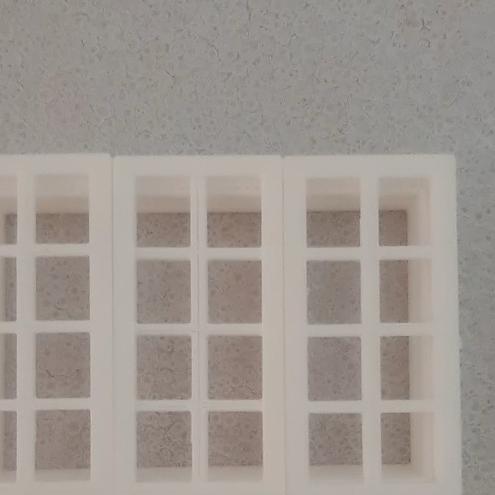 پنجره مینیاتوری سه درب بازشو