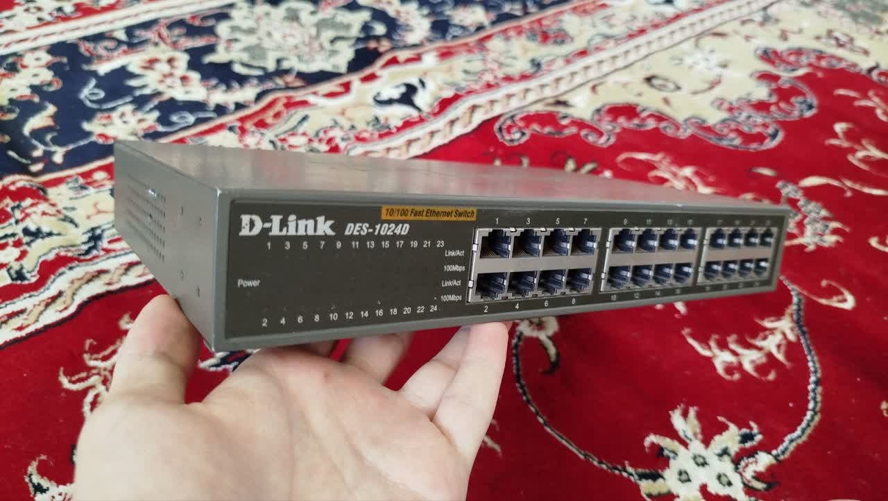 سوییچ شبکه dlink 24 پورت
