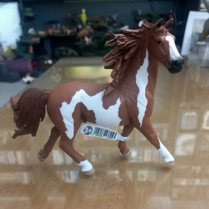 فیگور اسب اشلایش