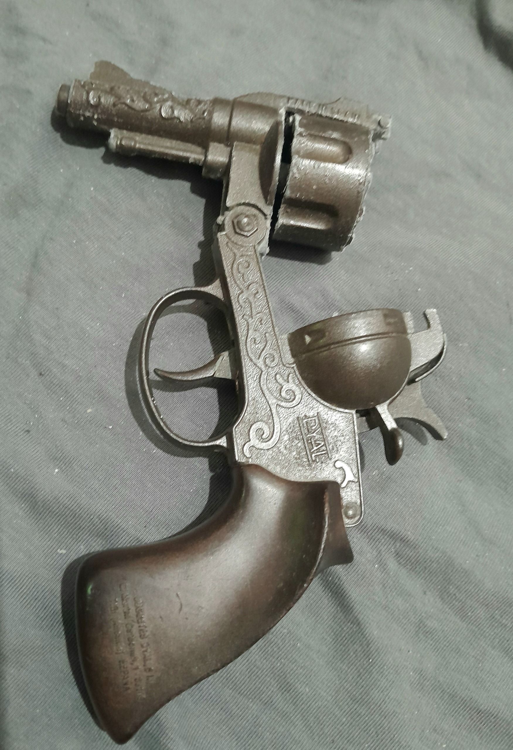 کلت چوبی فلزی کلکسیونی اسپانیا