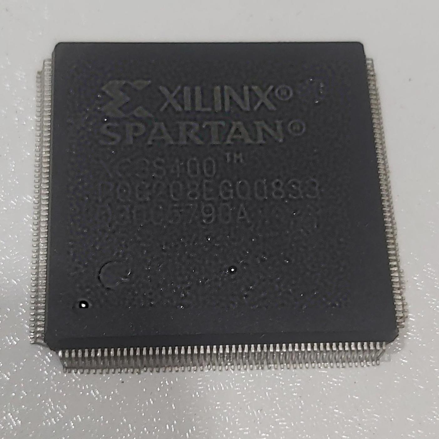 FPGA XC3S400PQG208EGQ 4C