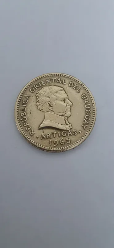 سکه نایاب 10 پزو اروگوئه