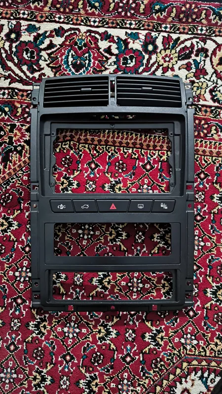 پنل مانیتور 405، پارس جدید