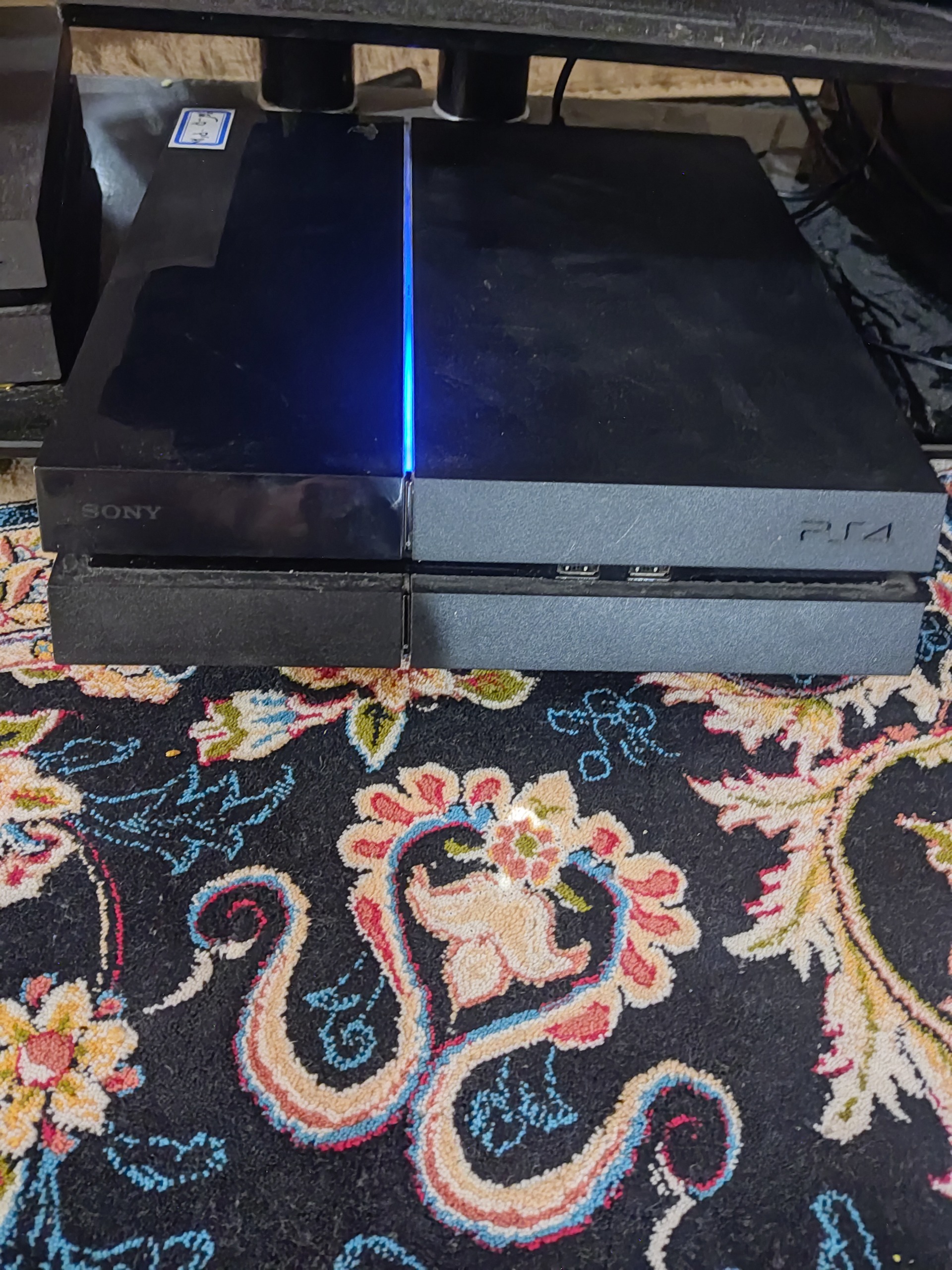 پلی استیشن Ps4 کپی خور 500 گیگ دو دسته زیر قیمت