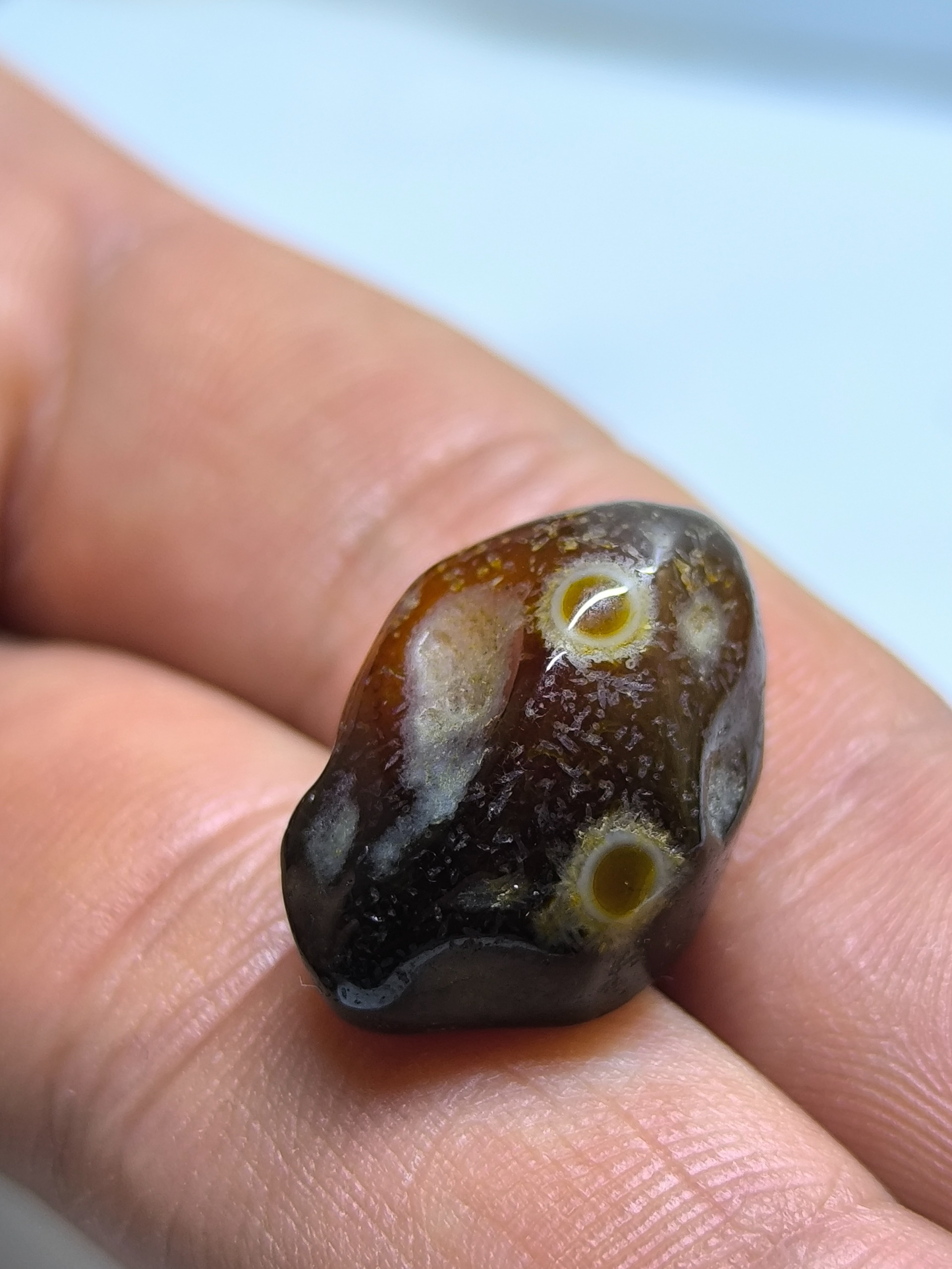 سنگ کهنه زیبا و بینظیر حجرالعیون حجازی فعال