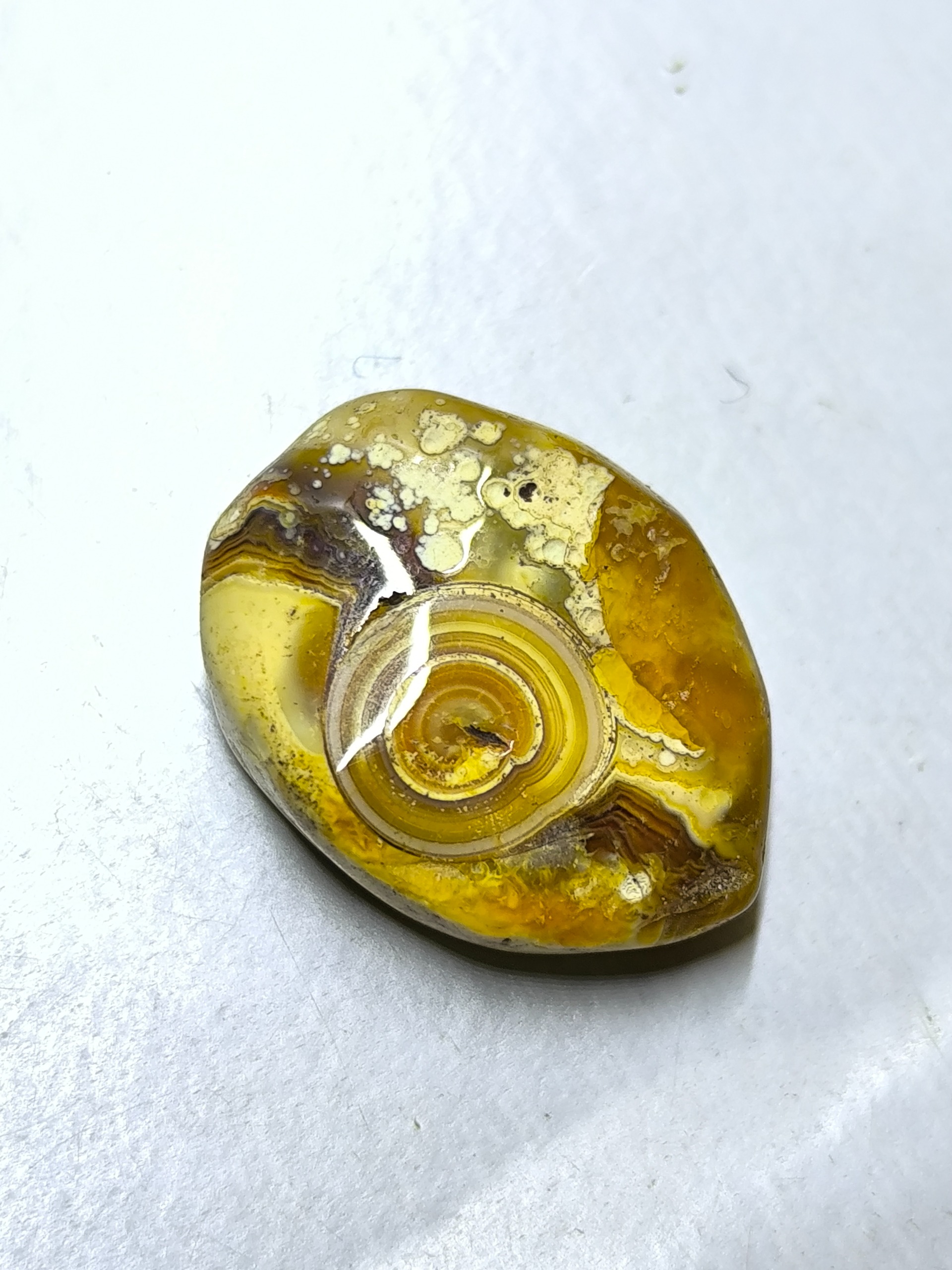 سنگ اعجوبه عین الرحمن چشم مژه پرانرژی