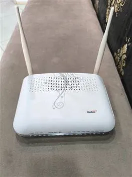 تصویر مودم فیبرنوری فایبرهوم AN5506-04-FS 