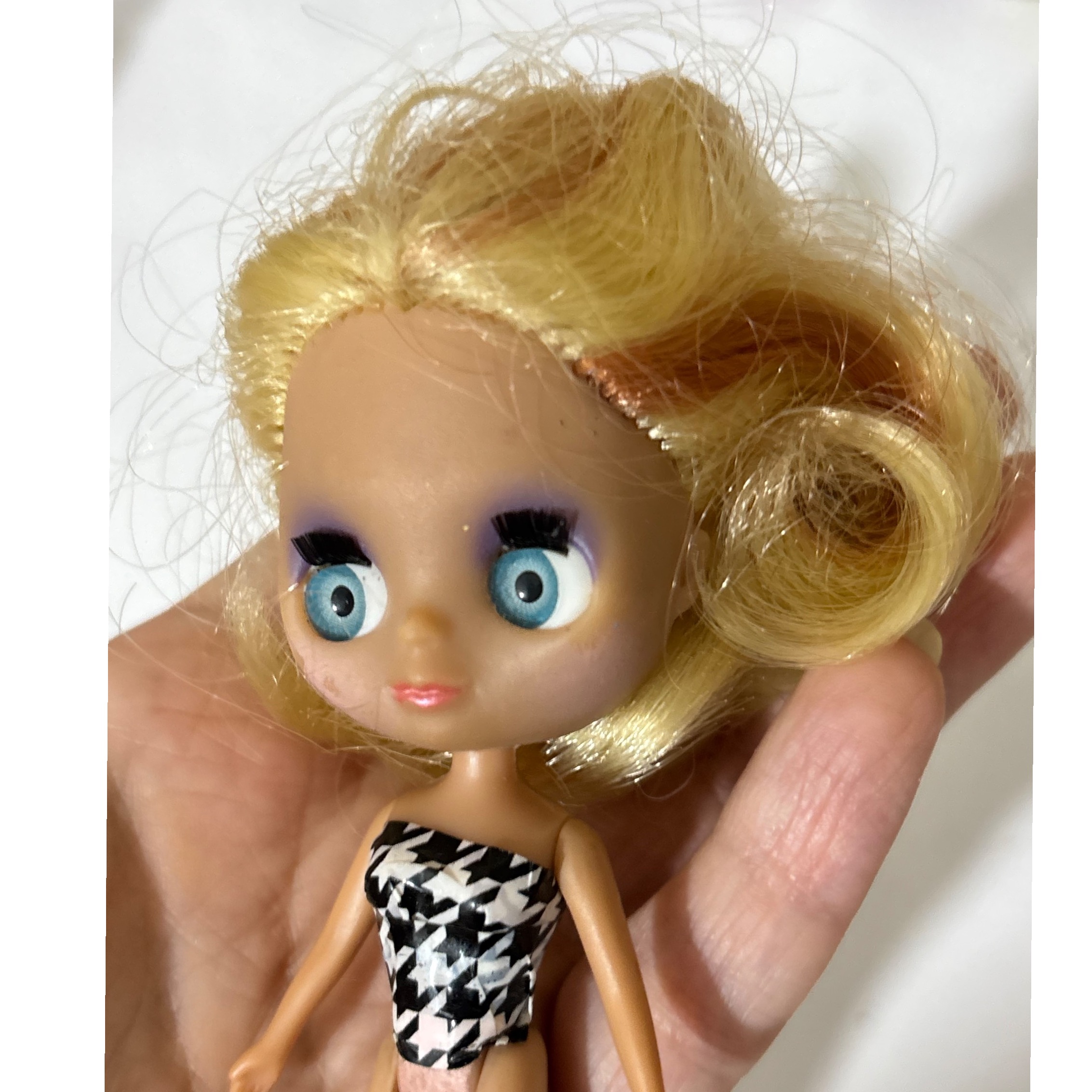 عروسک کلکسیونی کوچیک blythe اورجینال