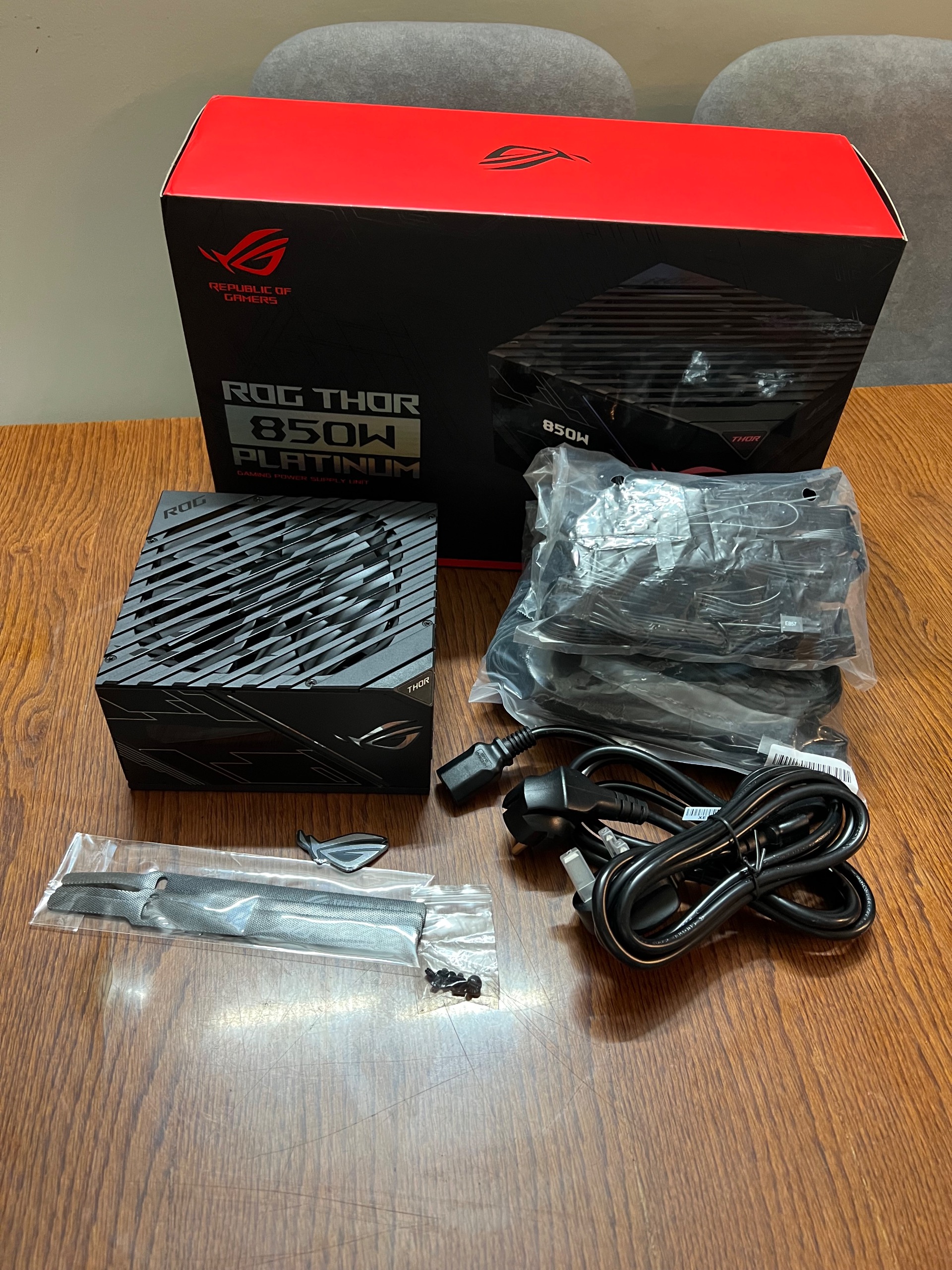 پاور کامپیوتر asus rog thor 850w