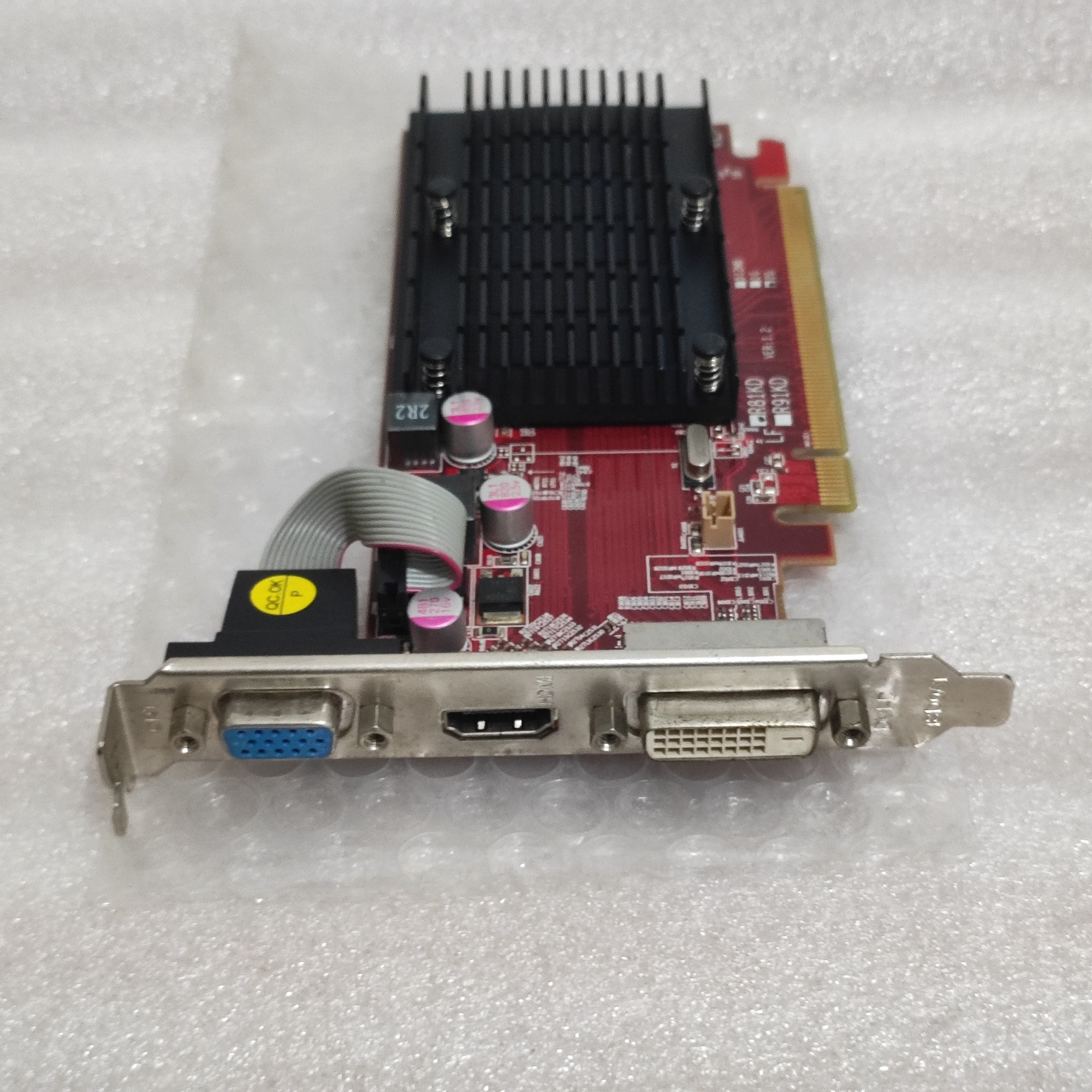 کارت گرافیک amd 5450 2 gig