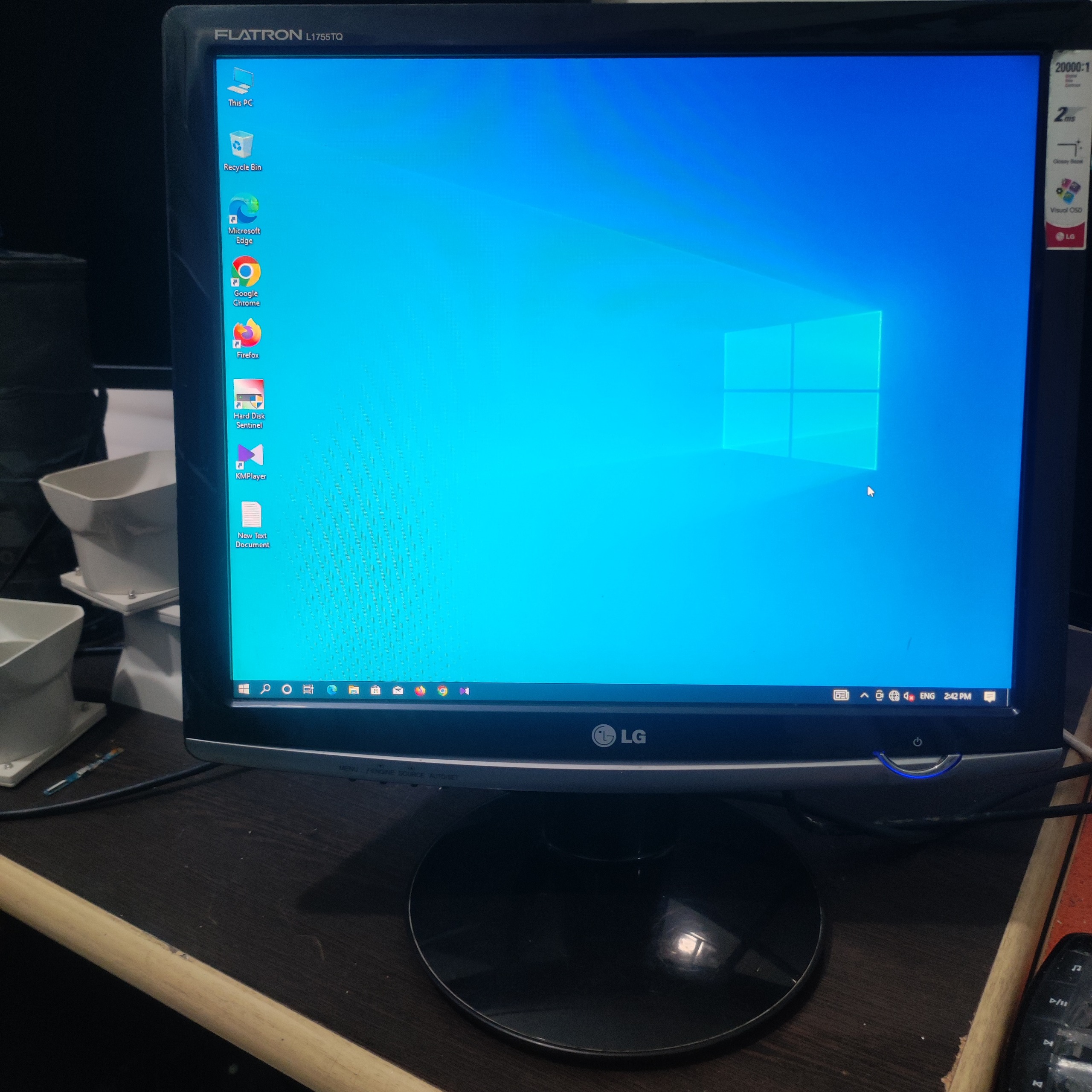 مانیتور LG Flatron 17 inch