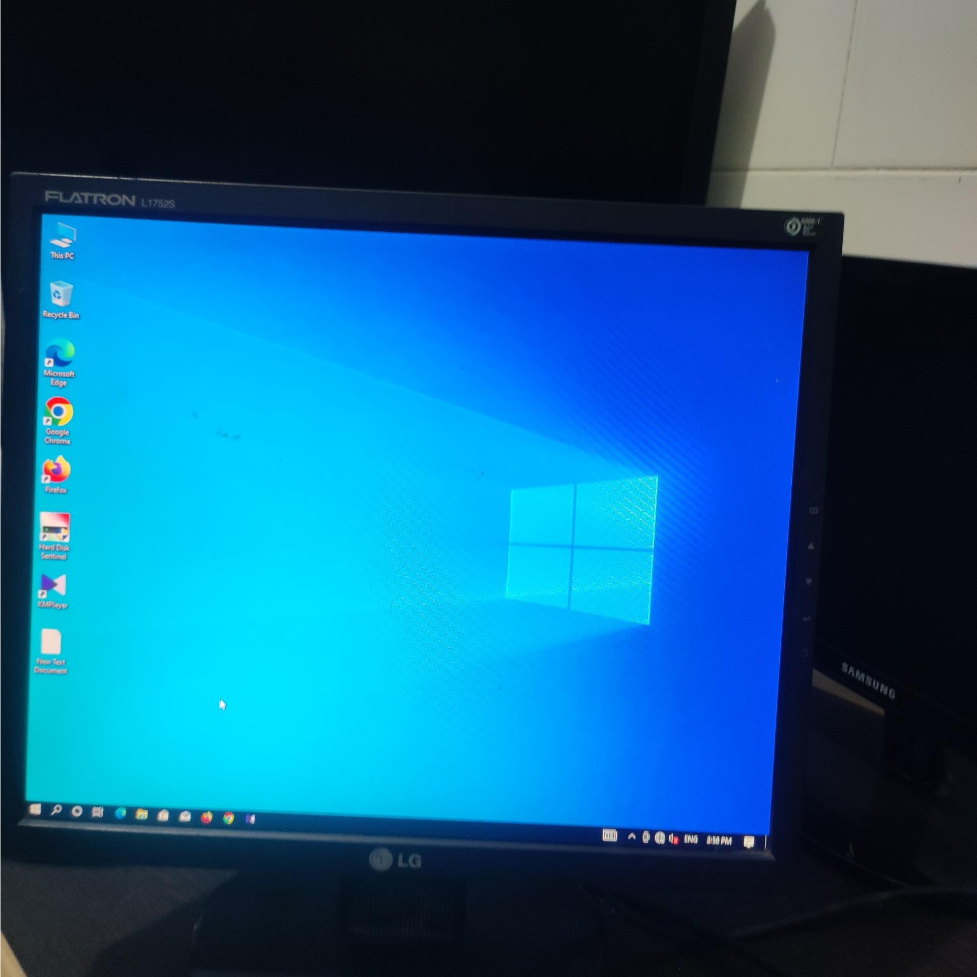 مانیتور LG 17 inch