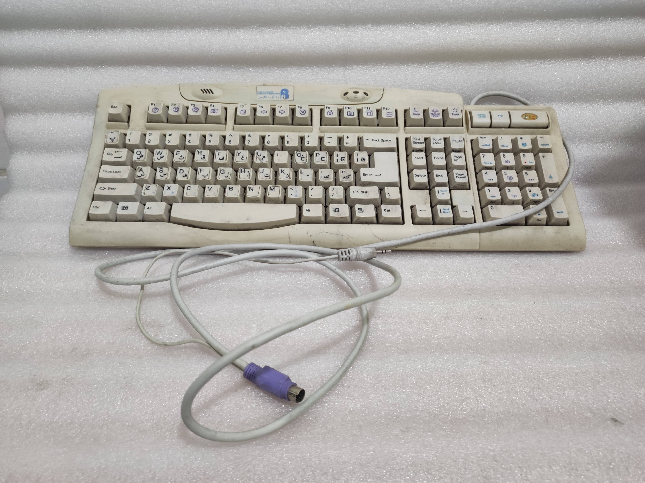 کیبورد MWIEZ PS2